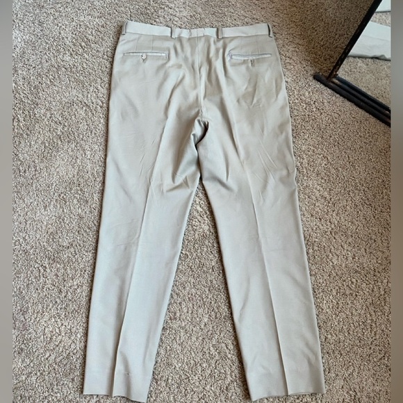 Loro Piana Samuelsohn Performance Tan Suit - Picture 11 of 15